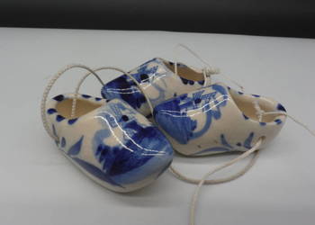 Ceramiczne Miniaturowe Chodaki Holenderskie (Delft Blue) – Zestaw 3 szt.