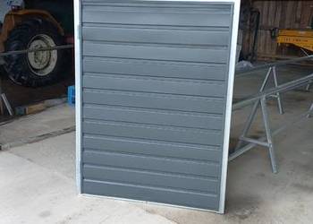 Drzwi stalowe garażowe