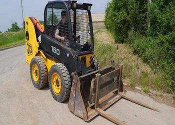 Miniladowarki kolowa JCB Robot 160