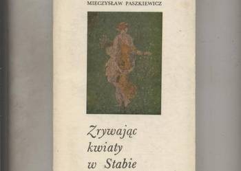 Zrywając kwiaty w Stabie