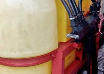 Opryskiwacz dziesięcio metrowy