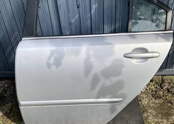 Kia magentis 2 dzwi lewy tył srebrne kół