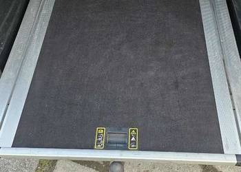 Wysuwana póĺka FORD S MAX