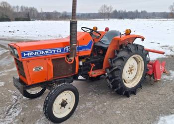 Ciągnik Ogrodowy Hinomoto E232