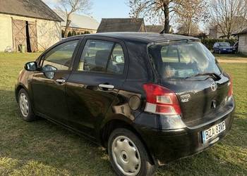 Sprzedam samochód osobowy Toyota yaris