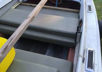 Sprzedam łódkę z przyczepą