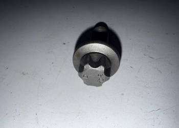 Śruba mocowania koła magnesowego BMW F900R K83