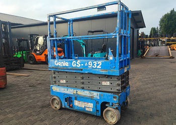 Podnośnik roboczy zwyżka nożycowa Genie GS-1932 7,6 m 2007