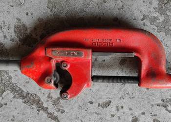 RIDGID 4S obcinak do rur 2"–4" hydrauliczny