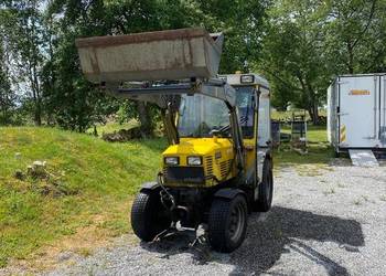 Traktorek sadowniczy Schanzlin 404