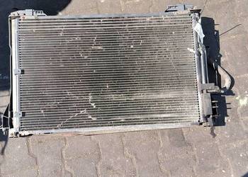 PAS PRZEDNI CHŁODNICE AUDI A8 D3 3137229011