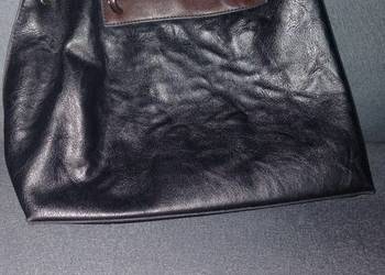 Elegancka nowa czarna torebka skórzana Butik.