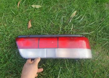 Lampa tylna prawa Suzuki Swift III 96-03 uszkodzona