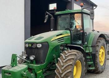 John Deere 7920