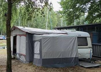 Przyczepa kempingowa nad samym Zalewem Sulejowskim w Barkowicach Mokrych