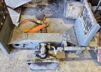 Zaczep przyczepy, sprzęg, podramówka