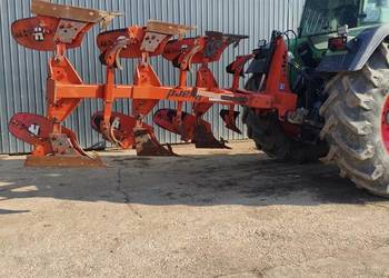 Pługi Huard  Kuhn 3 skiby