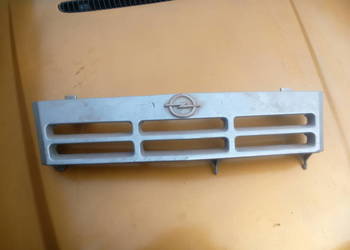 Opel Ascona C grill atrapa