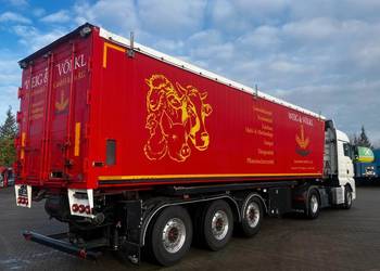 Zestaw naczepa z wydmuchem do sruty paszy do pelletu