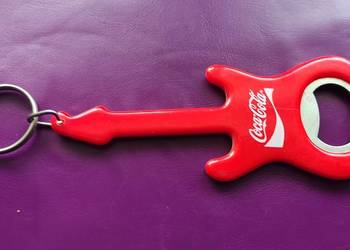 Kolekcjonerski breloczek/otwieracz z logo COCA-COLA (nr.8)