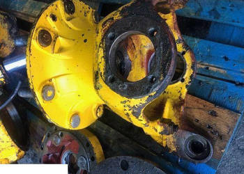 Caterpillar TH - Piasta