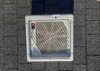 Szyberdach, wentylator12V daszek do przyczepy kempingowej lub kampera