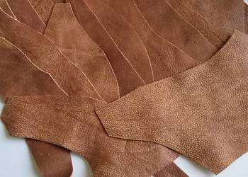 Skóra (565 g) Naturalna Włoska Brązowy Postarzana średnie i małe kawałki Skóra (565 g) Naturalna Włoska Brązowy Postarzana średnie i małe kawałki
