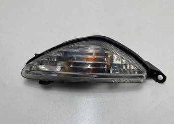 SUZUKI SIXTEEN UX125 KIERUNKOWSKAZ PRAWY PRZÓD KIERUNEK inne części