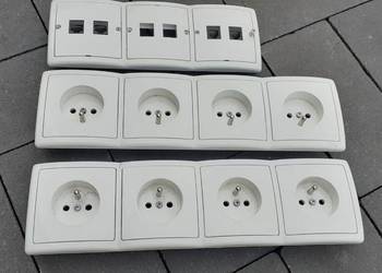 Simon 8 gniazd sieciowyh i 4 RJ45, poczwórna, potrójna ramka