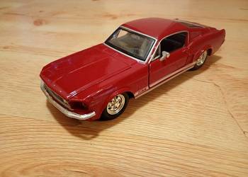1967 FORD MUSTANG GT FASTBACK Maisto 1/24 model kultowe USA skala 1:24