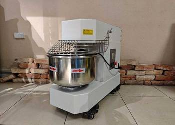 Miesiarka spiralna ze stałą dzieżą - 20 l