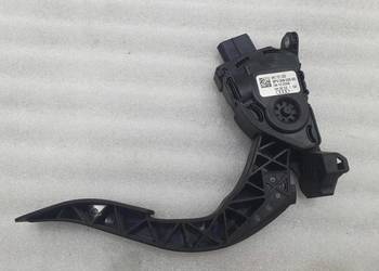 PEDAŁ POTENCJOMETR GAZU AUDI A4 B8 8K1721523