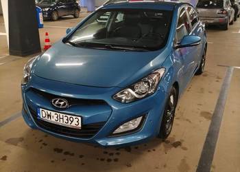 Hyundai i30 blue 1.6 CRDi Trend