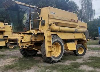 Kombajn zbożowy New Holland TX 34