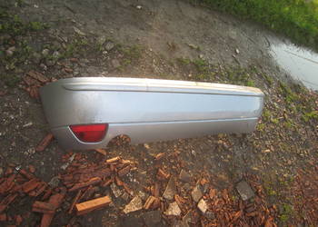 Zderzak tylny tył Ford Focus mk1 hatchback 98-04 srebrny