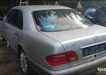 Mercedes W210 zderzak tył