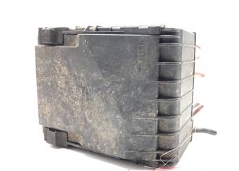 SKRZYNKA BEZPIECZNIKÓW VW TOURAN 1K0937803P Minivan 03-10 2.0 150KM