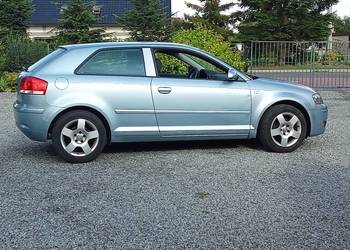 Audi  a3    1.6 benz.