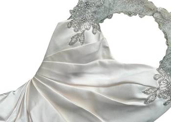 suknia ślubna vintage z odkrytymi plecami z kryształkami