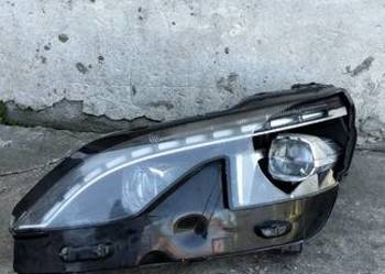 PEUGEOT 3008 5008 Lampa Lewa Moduł FULL LED Uszkodzona