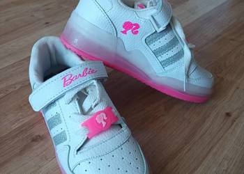 Obuwie sportowe dziewczęce