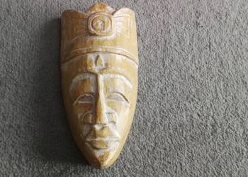Maska drewniana biała wymiar 21cm dł,11 cm szer,