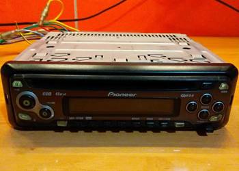 Pioneer DEH1630R Radio samochodowe 4x45 D4Q zRDS,Equalizer EEQ,CD-R/RW
