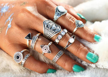 Zestaw 10 pierścionków komplet nowy