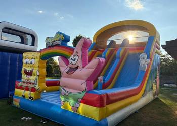 Dmuchana zjeżdżalnia