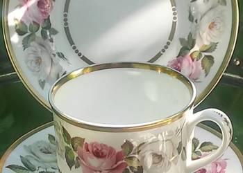 Porcelana zdobiona motywem róż