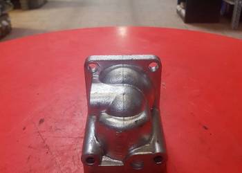 2451306021 Korpus termostatu MTZ