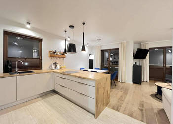 3 pokoje, balkon, m. postojowe,- NOWE FORTY