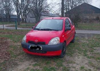 Toyota yaris 1