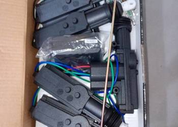 centralny zamek uniwersalny 5 drzwi, 2 piloty, nowy